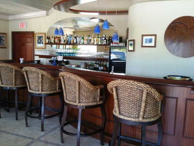 Caribbean Paradise Inn Grace Bay Eksteriør billede